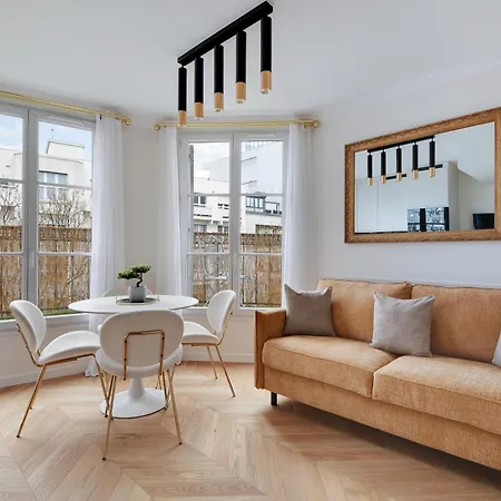 Pick A Flat's In Batignolles - Rue Gauthey Apartment