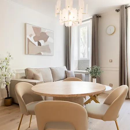 Pick A Flat's In Batignolles - Rue Gauthey
