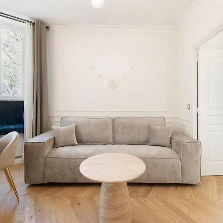 Apartment Pick A Flat's In Batignolles - Rue Gauthey Paris
