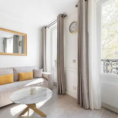 Pick A Flat's In Batignolles - Rue Gauthey Apartment *