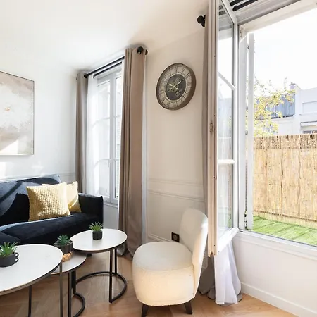 Pick A Flat's In Batignolles - Rue Gauthey * Paris